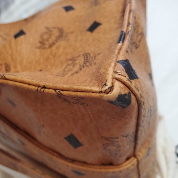 USED Vintage MCM Visetos Tote Bag - Picture 13 of 16